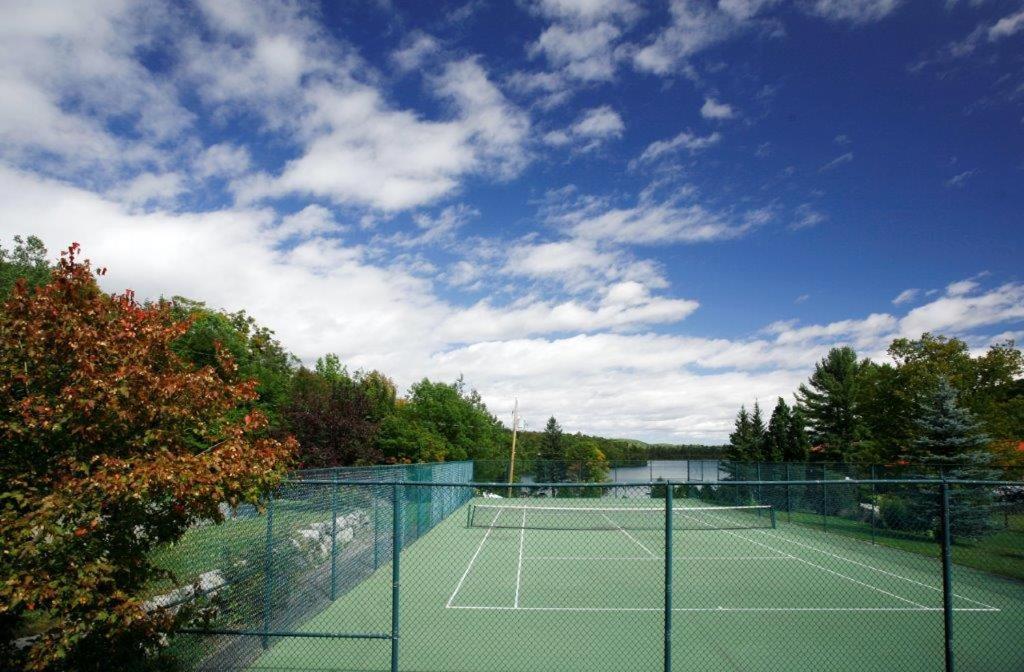 Auberge Du Lac Morency Saint Hippolyte Exterior foto